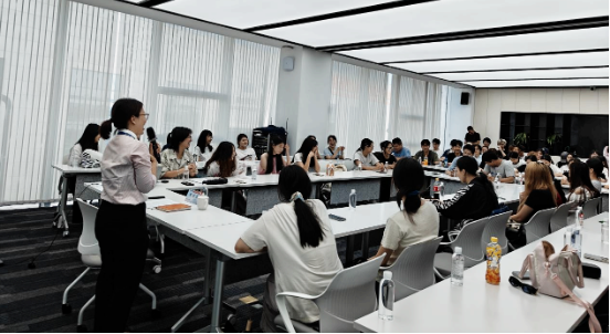 Nganjang ka Quangong Co., Ltd. sareng ngajalajah rahasia pembuatan bata anu cerdas